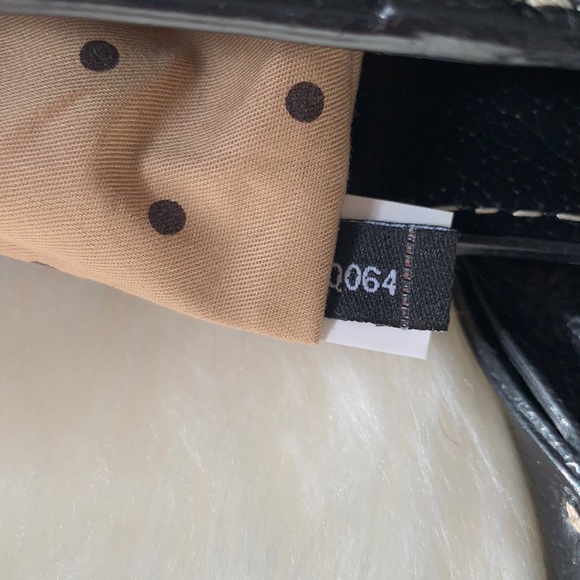 📌Kate Spade Black/ White Stitching Purse Tote - Picture 3 of 10